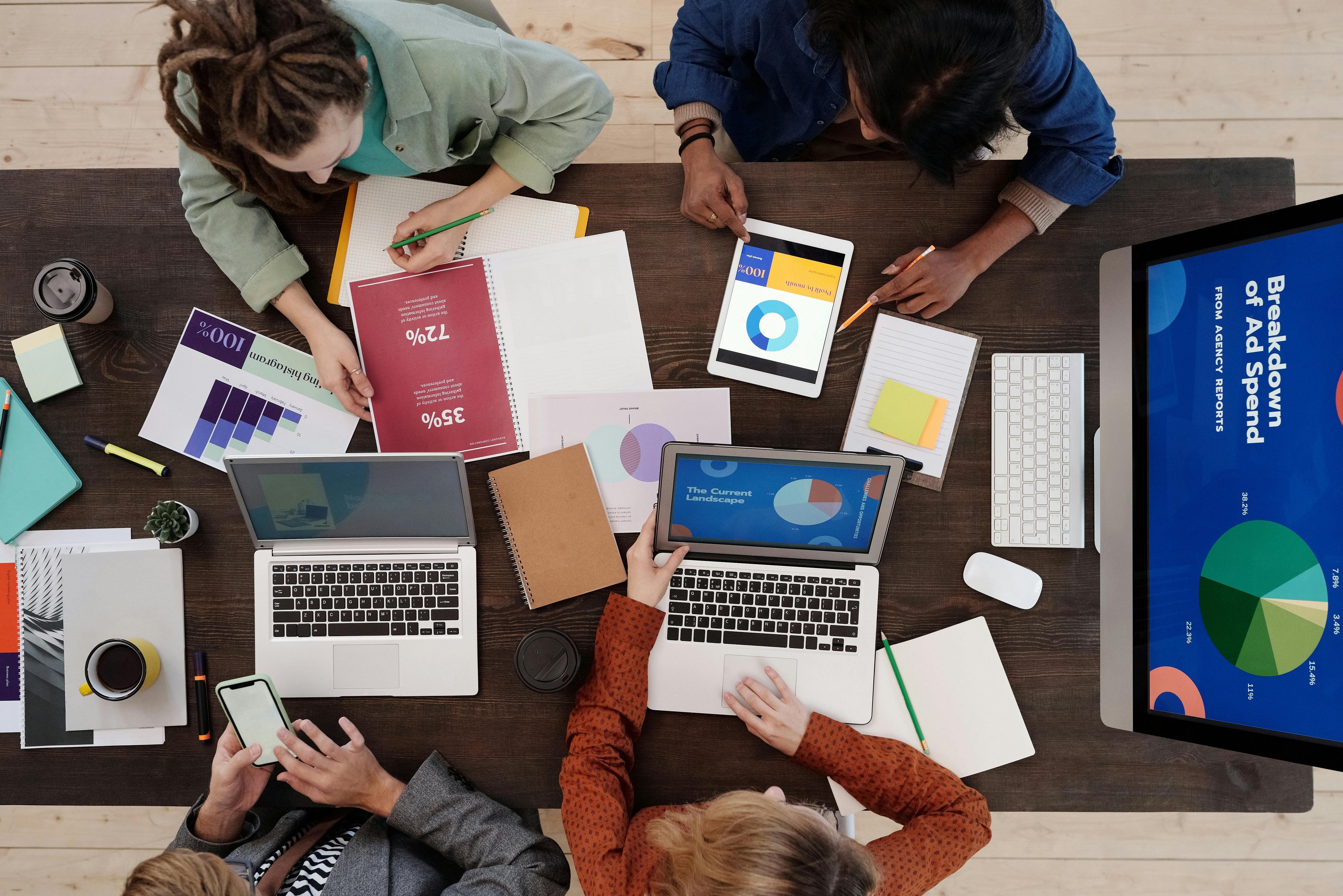 AI vs Traditional Content Creation: Which Strategy Wins in 2026?
